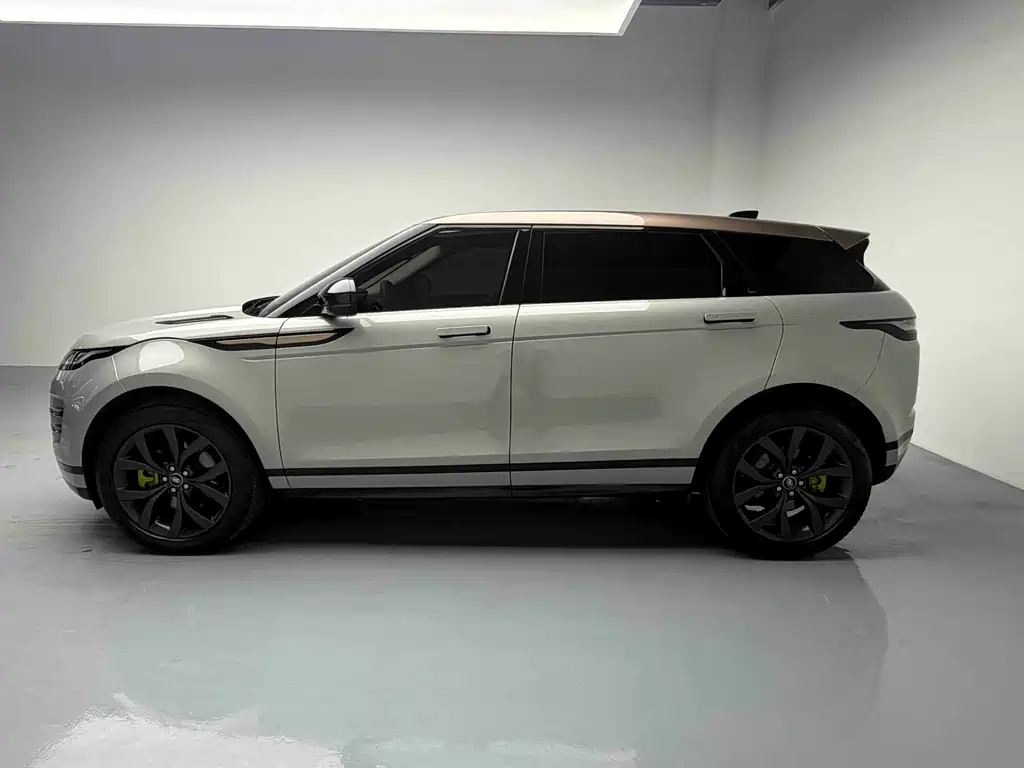 Land Rover Evoque 2024 — фото 11