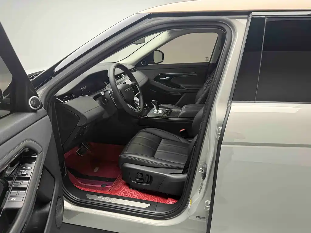 Land Rover Evoque 2024 — фото 10