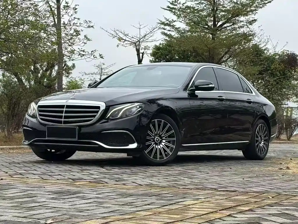 Mercedes-Benz E-Class 2018 — фото 1