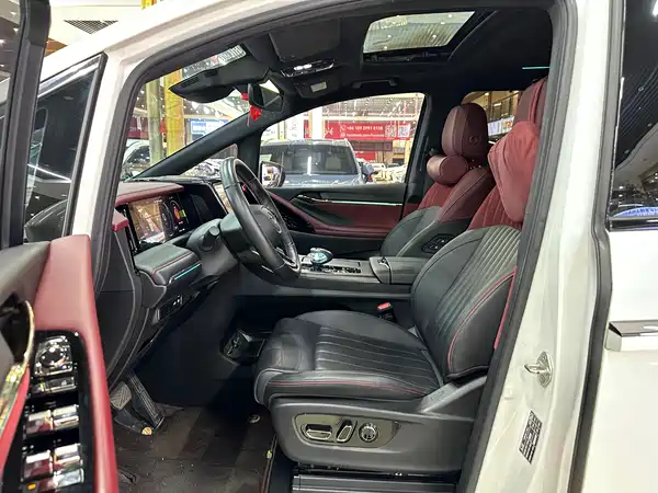 GAC Trumpchi M8 2024