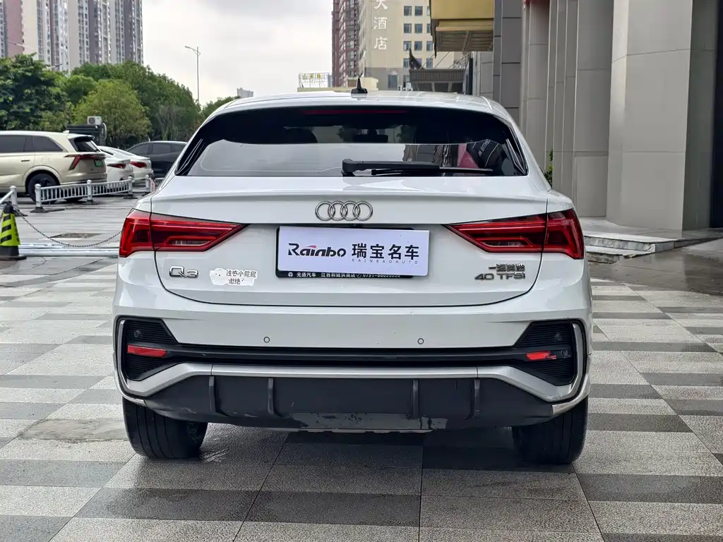 Audi Q3 2021 — фото 4