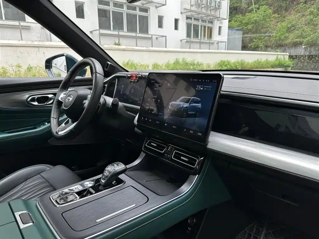 GAC Motor Trumpchi GS8 2021 — фото 12