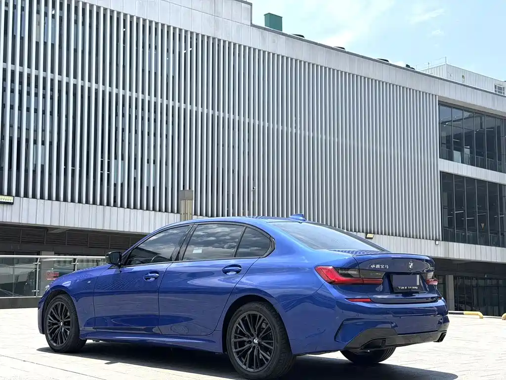 BMW 3 Series 2020 — фото 17