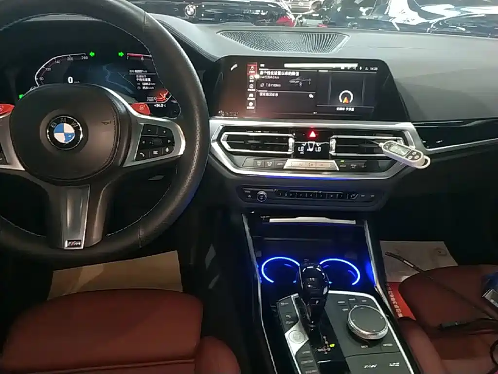BMW 3 Series 2021 — фото 13