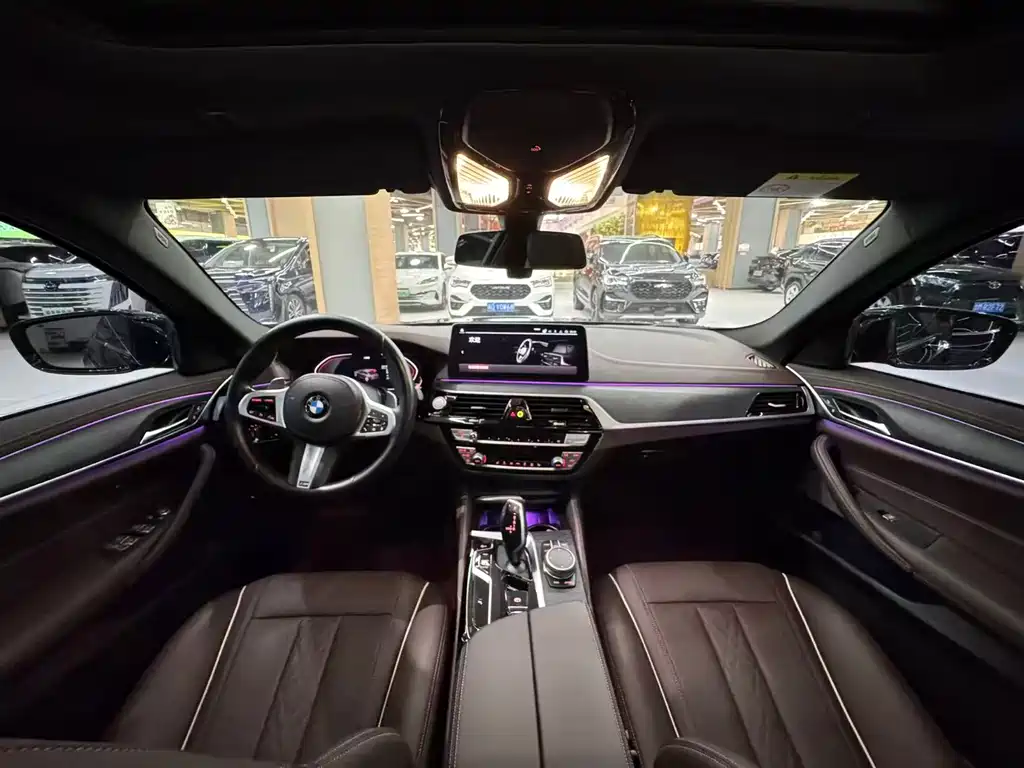 BMW 5 Series 2022