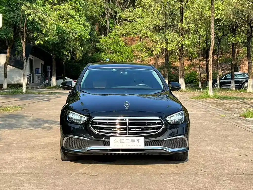 Mercedes-Benz E-Class 2022 — фото 2