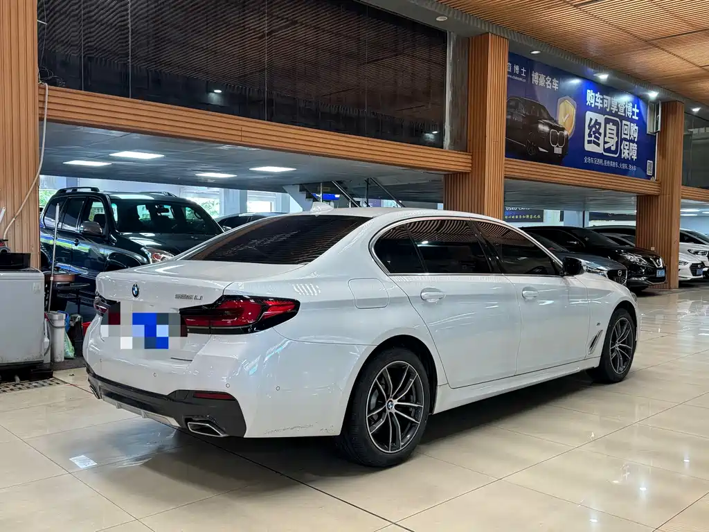 BMW 5 Series 2022