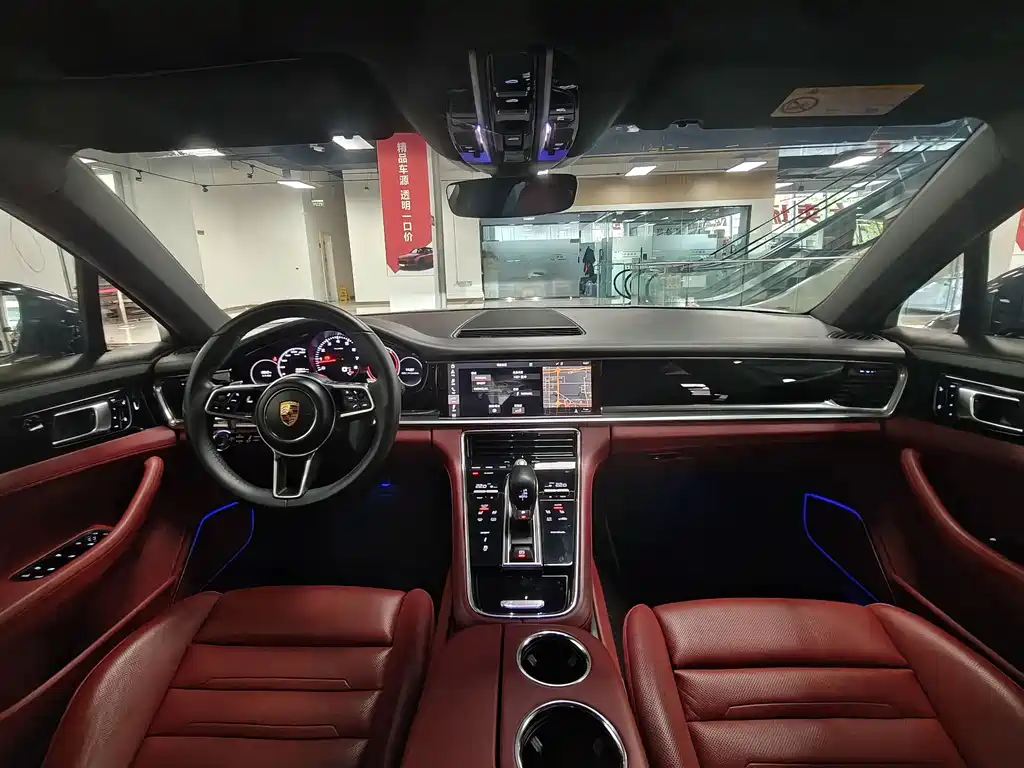 Porsche Panamera 2018 — фото 4
