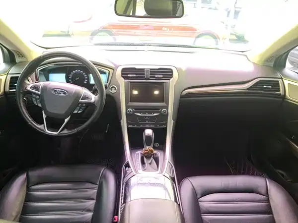 Ford Mondeo 2016