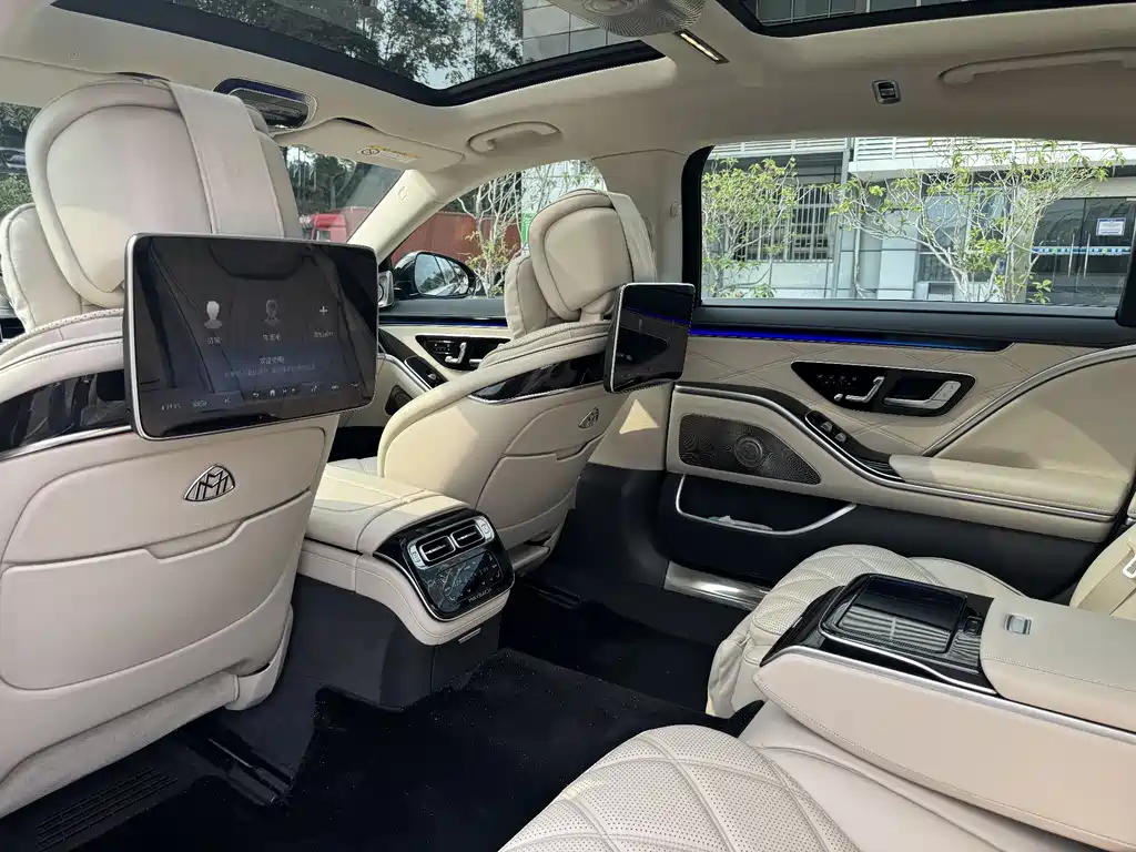 Mercedes-Benz Maybach S-Class 2023 — фото 14