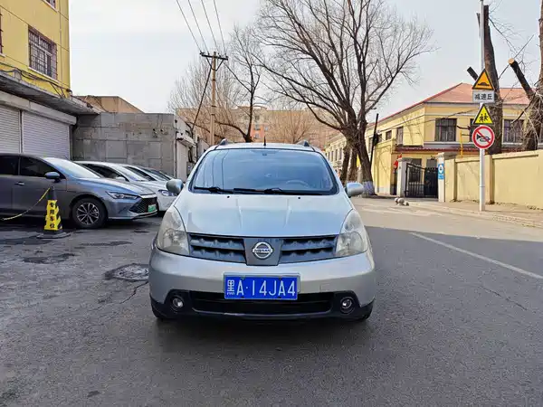 Nissan Livina 2007