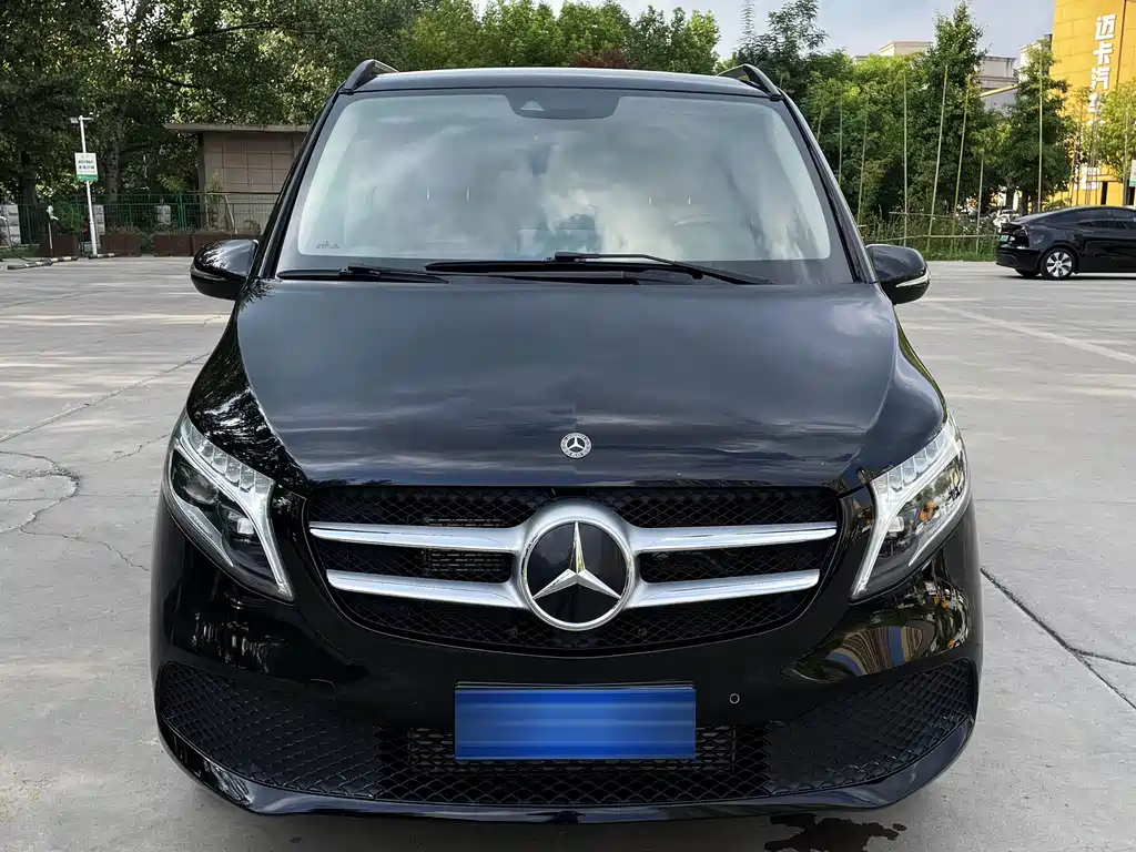 Mercedes-Benz V-Class 2021 — фото 2