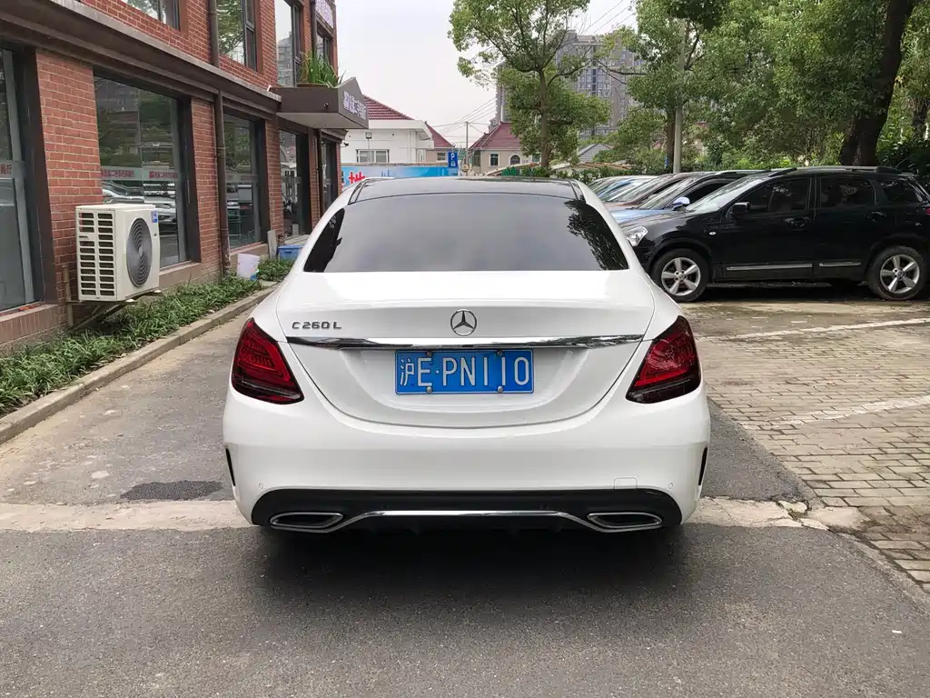 Mercedes-Benz C-Class 2021