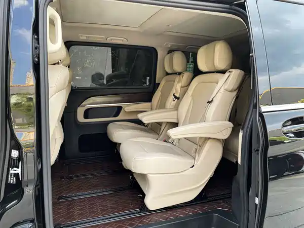 Mercedes-Benz V-Class 2021