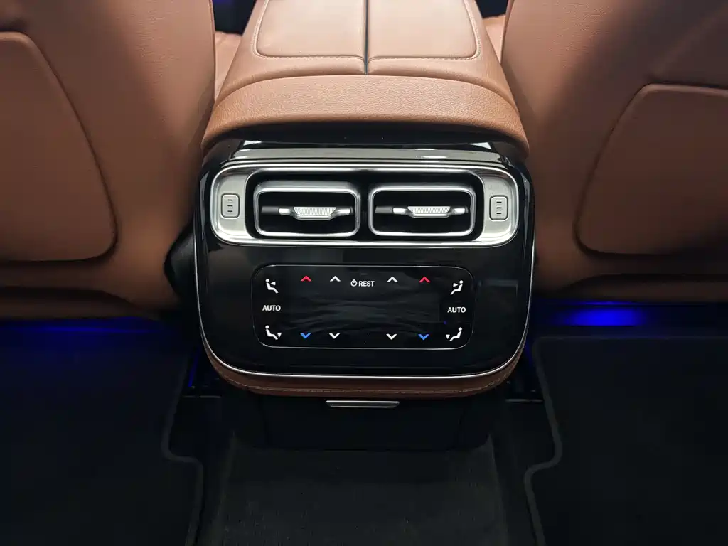 Mercedes-Benz S-Class New Energy 2023 — фото 21