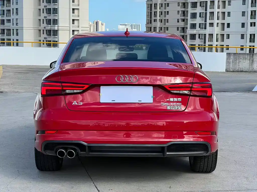 Audi A3 2018 — фото 5
