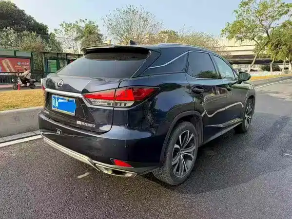 Lexus RX 2020