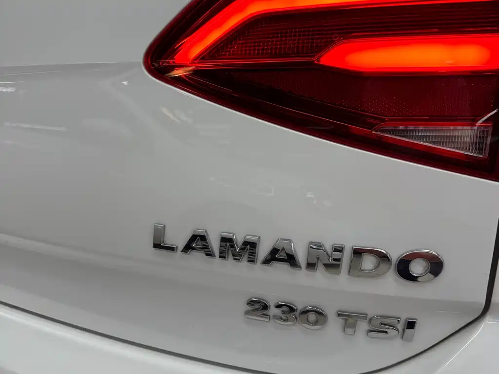 Volkswagen Lamando 2018 — фото 12