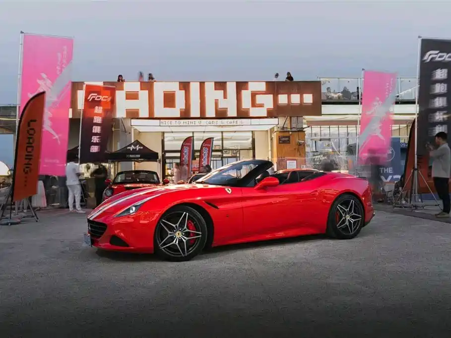 Ferrari California T 2015 — фото 2