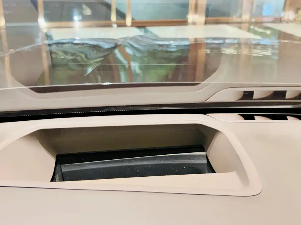 BMW 7 Series 2017 — фото 12