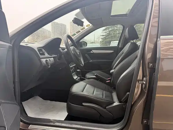Volkswagen Gran Lavida 2014