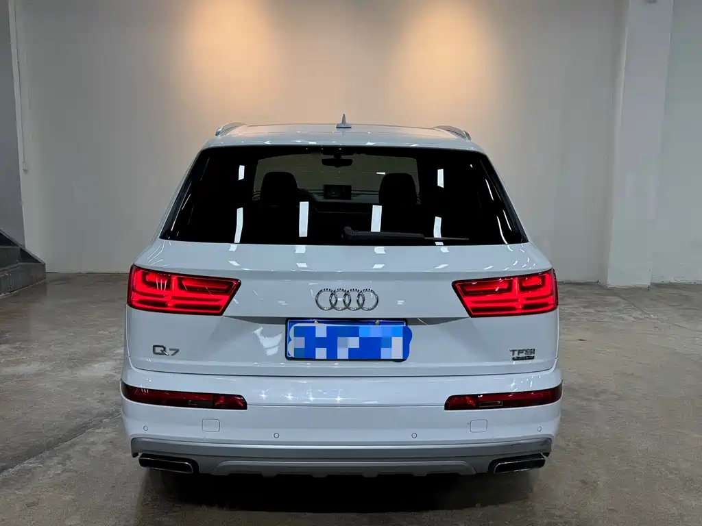 Audi Q7 2016 — фото 6