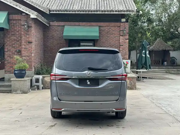 Buick GL8 2022