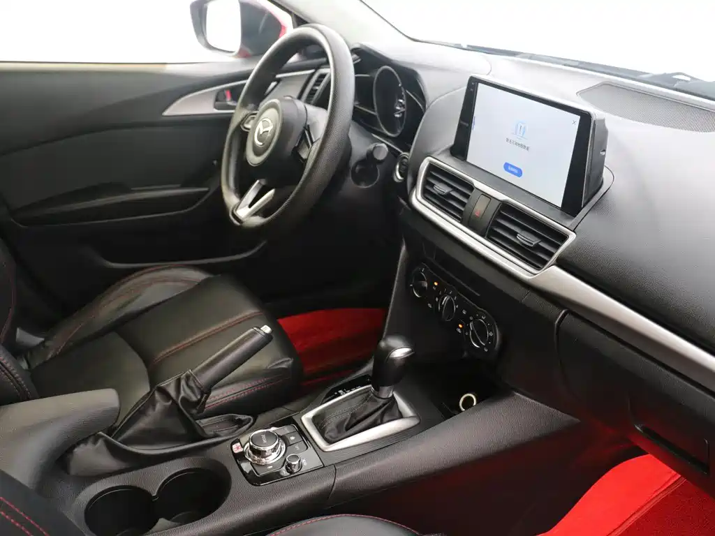 Mazda 3 Axela 2019 — фото 13