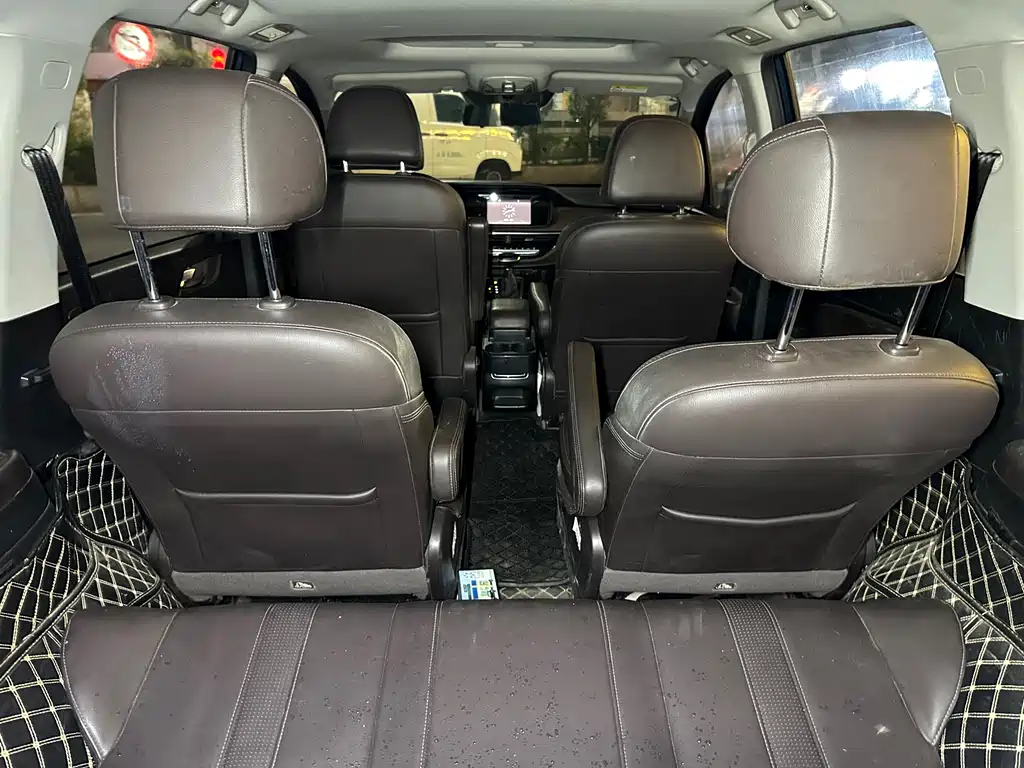 GAC Motor Trumpchi M6 2019 — фото 4