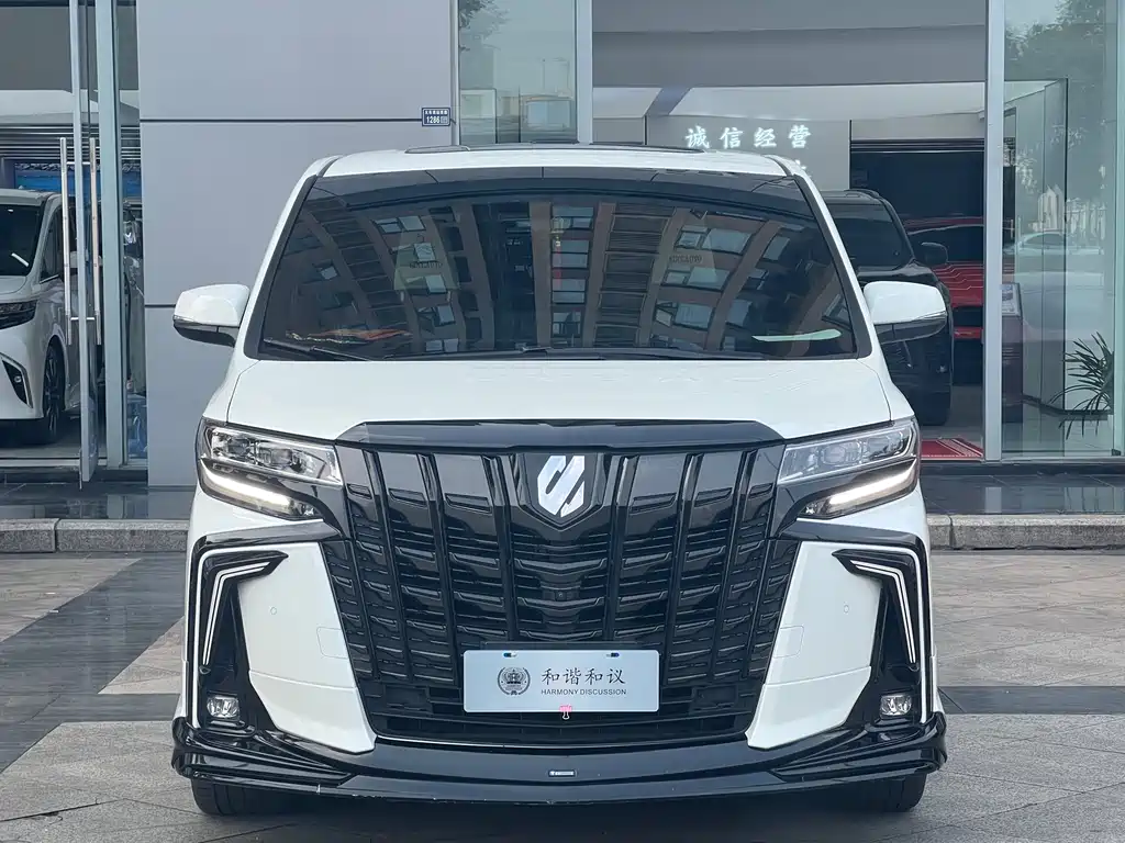 Toyota Alphard 2019 — фото 2