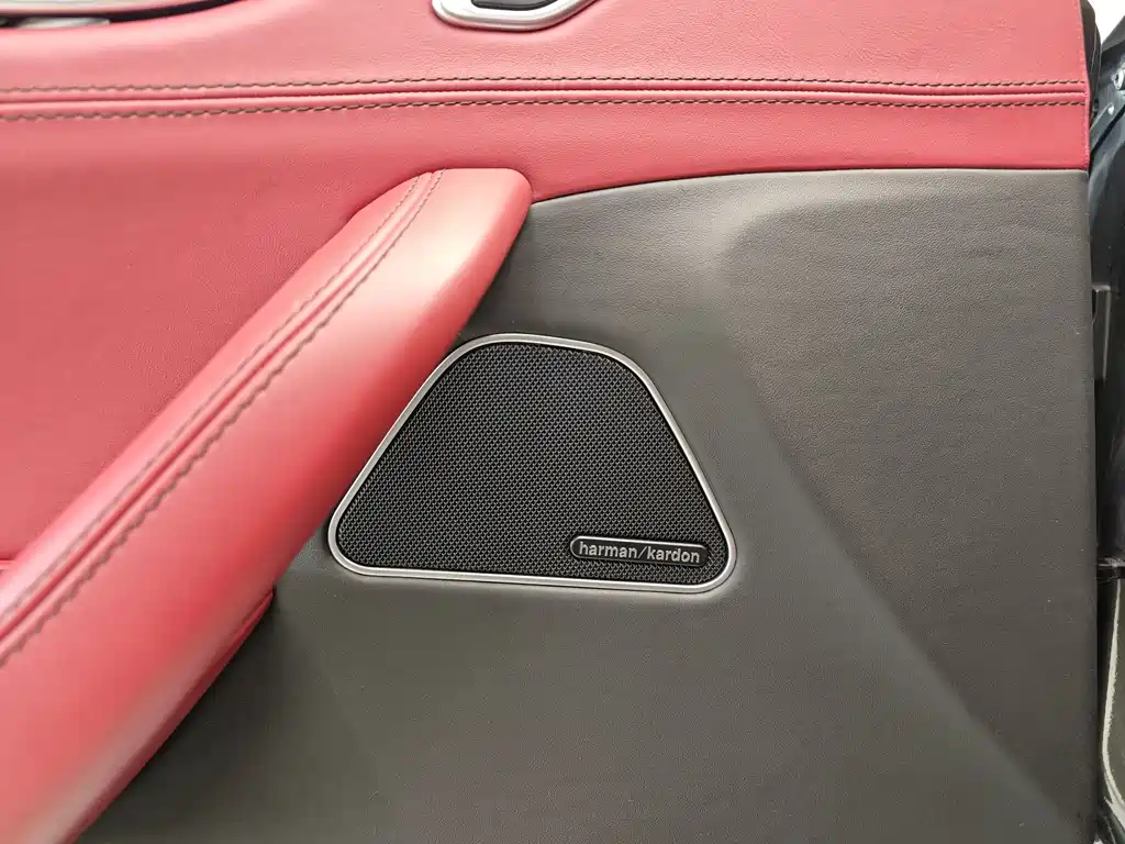 Maserati Levante 2018 — фото 10