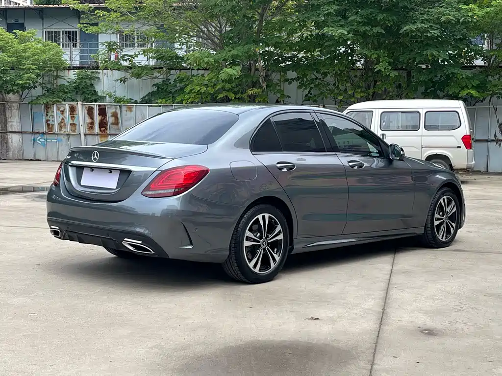 Mercedes-Benz C-Class 2019