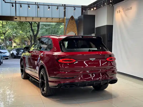 Bentley Bentayga 2022