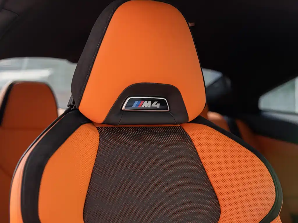 BMW M4 2023 — фото 16