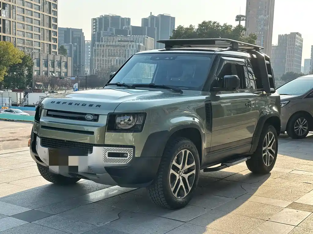 Land Rover Defender 2022