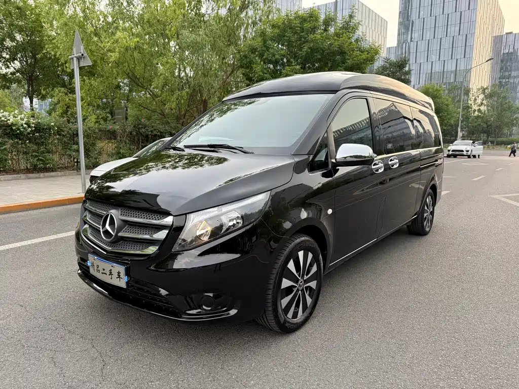 Mercedes-Benz Vito 2018 — фото 1