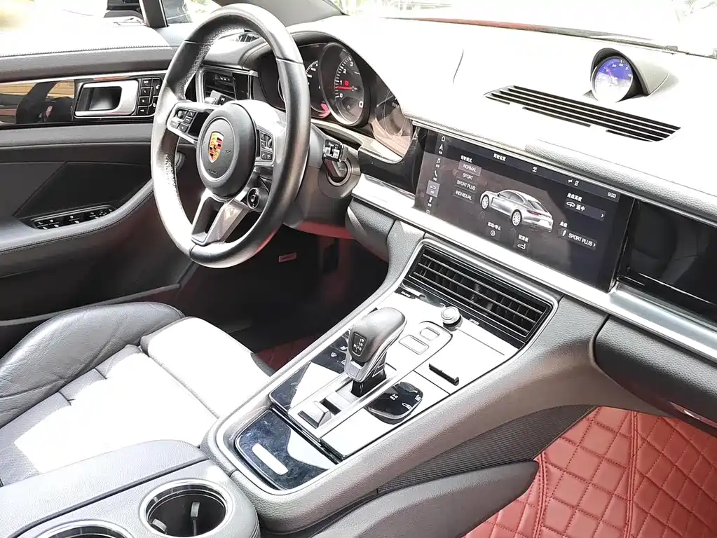 Porsche Panamera 2017 — фото 19