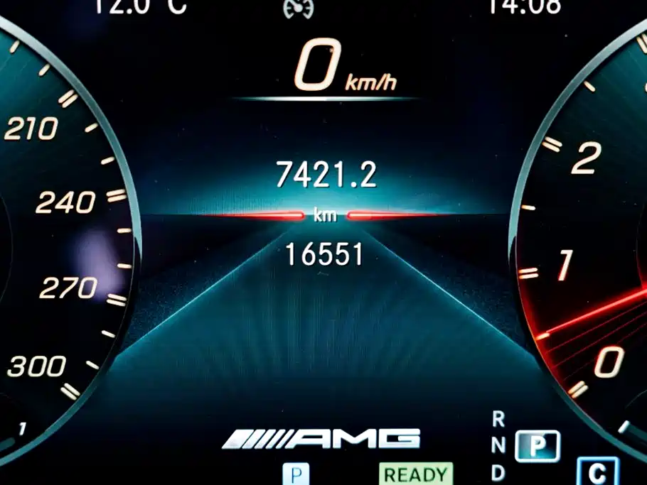 Mercedes-Benz AMG GT 2024 — фото 11