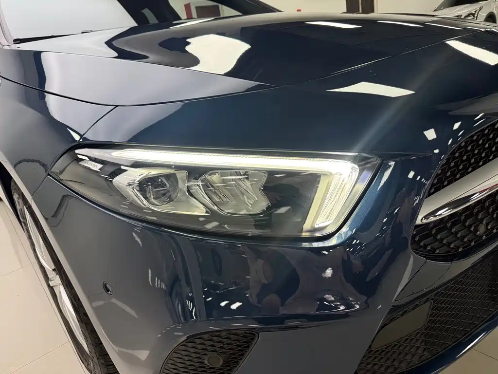 Mercedes-Benz A-Class 2020 — фото 10