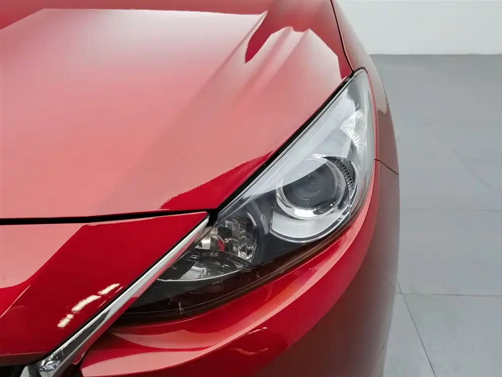 Mazda 3 Axela 2016 — фото 7