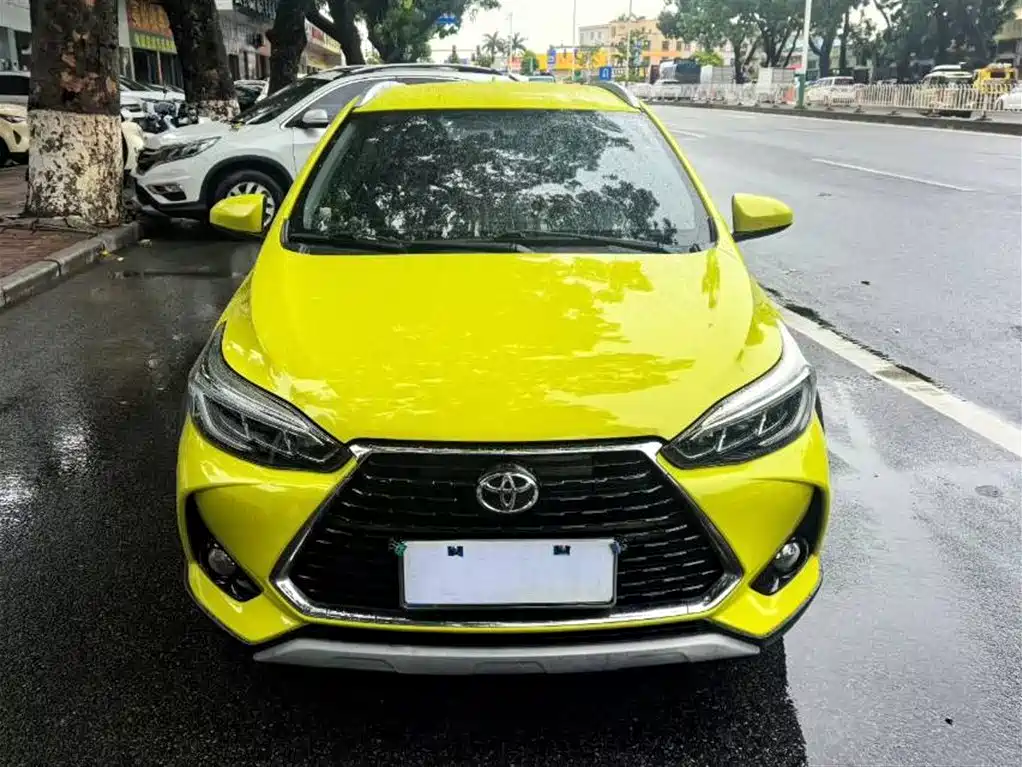 Toyota Yaris L 2020 — фото 2