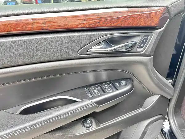 Cadillac SRX 2015