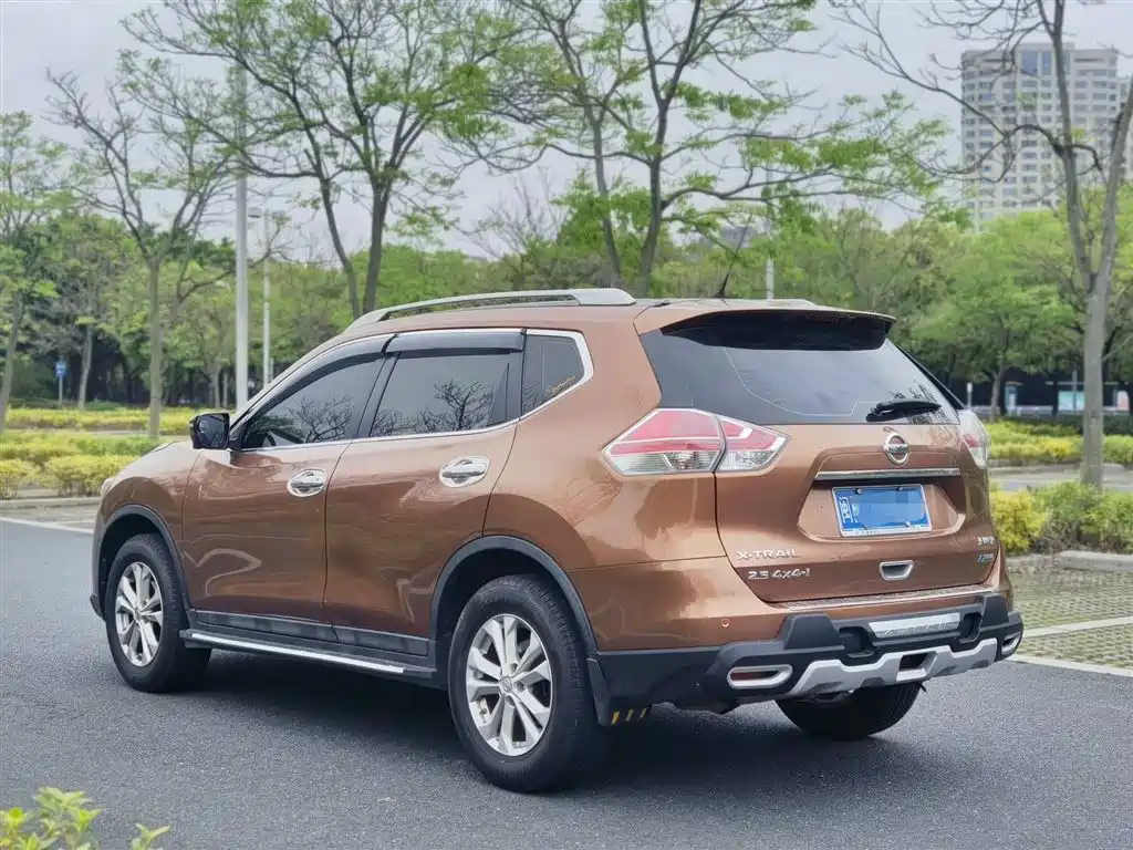 Nissan X-Trail 2016 — фото 9