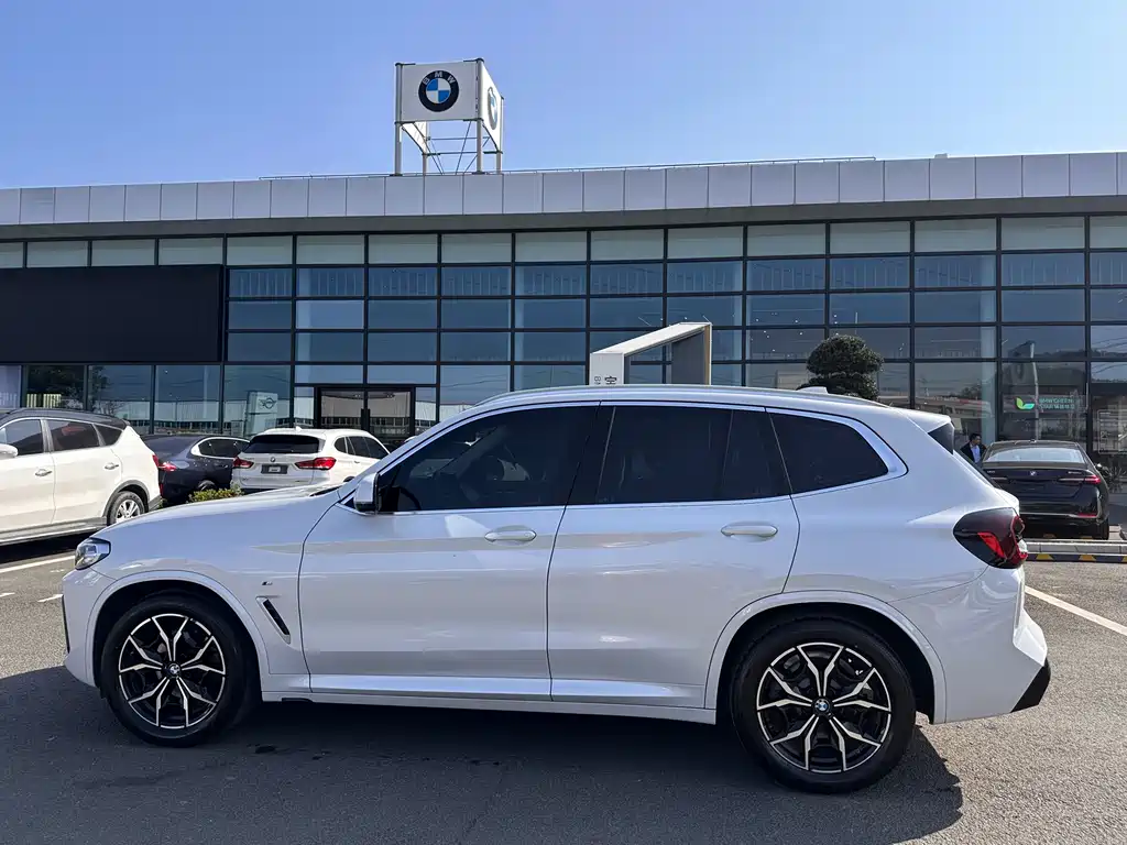 BMW X3 2022 — фото 3