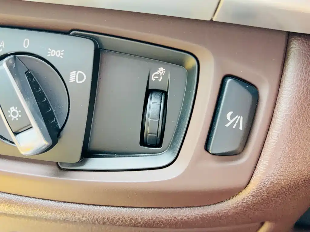 BMW X5 2014 — фото 11