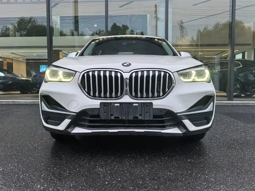 BMW X1 2022 — фото 4