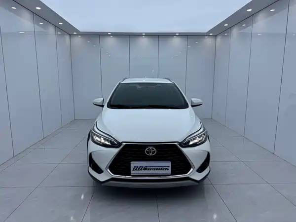 Toyota Yaris L 2022