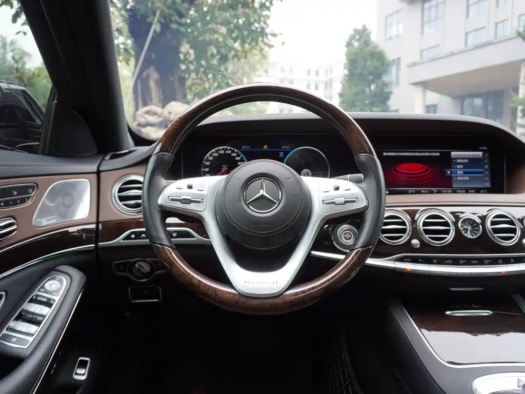 Mercedes-Benz Maybach S-Class 2017 — фото 14