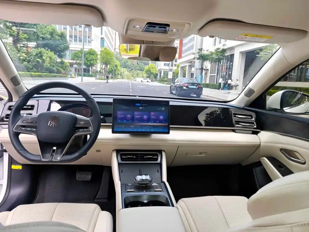 BYD Qin L 2024 — фото 20