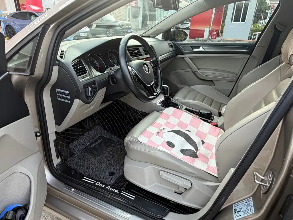 Volkswagen Golf 2016
